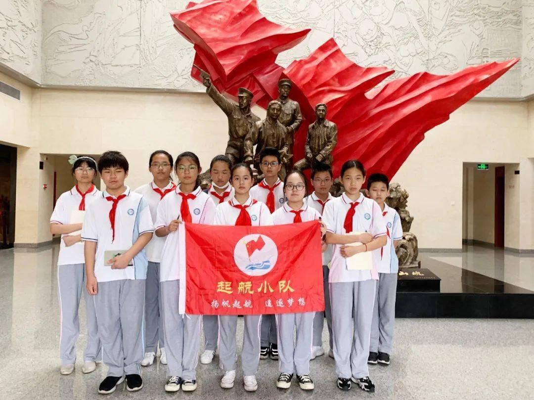 高中生，和同学处不好关系怎么办？游戏画面