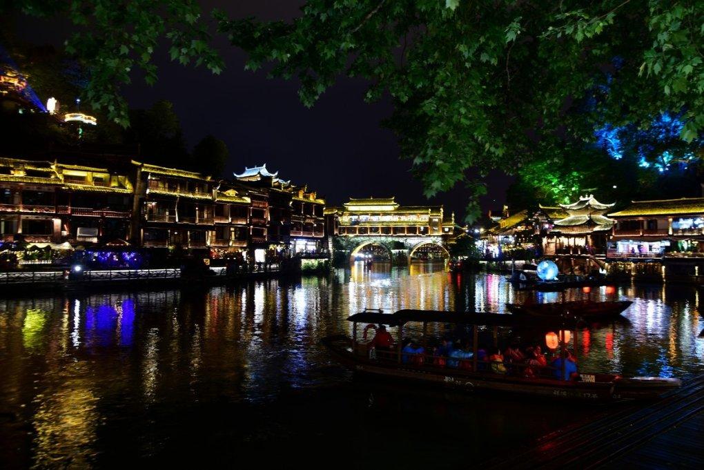 “梅花”台风到来，绍兴禁止在钱塘江沿线观潮，台风来临要注意什么？游戏画面